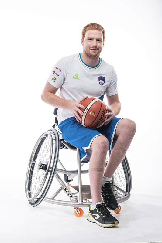 Matej Arh